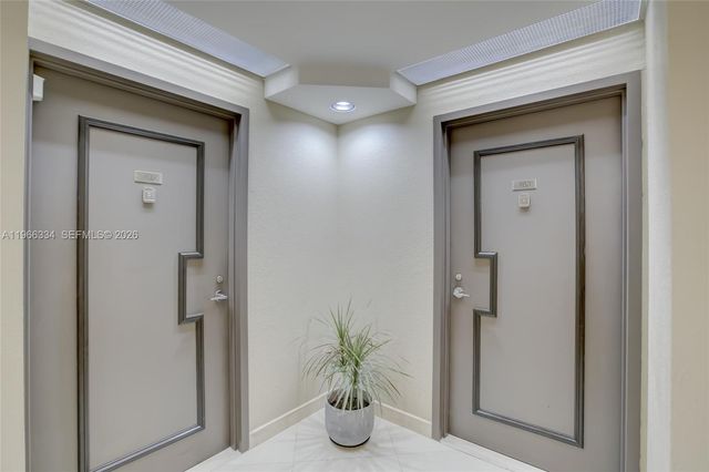 3600 Yacht Club Drive 703, Aventura, FL 33180