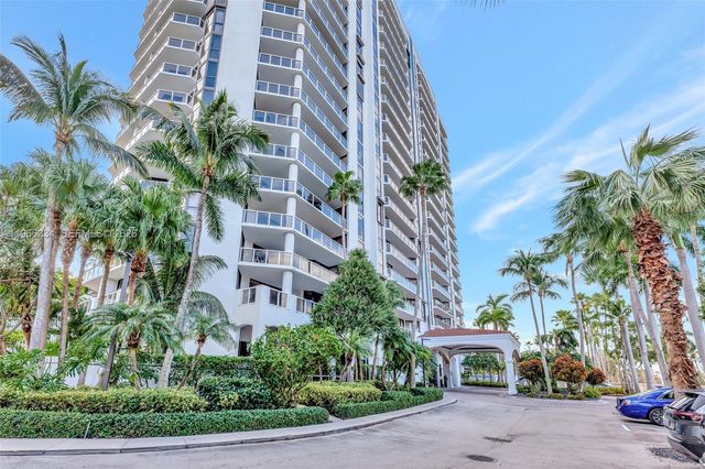 3600 Yacht Club Drive 703, Aventura, FL 33180