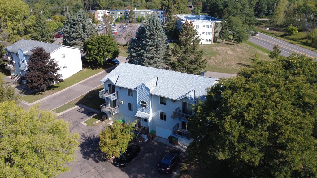 240 Hallam Avenue S, Mahtomedi, MN 55115 — photo 4