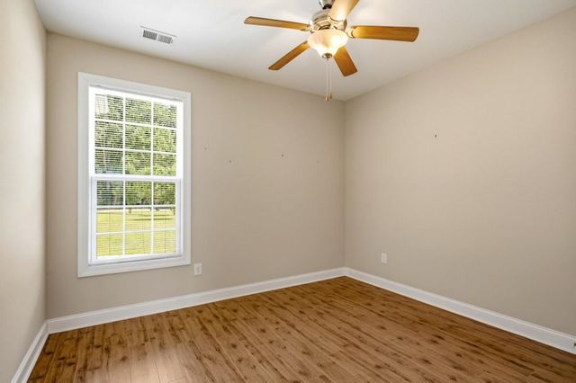224 Vineyard Lake Circle, Conway, SC 29527