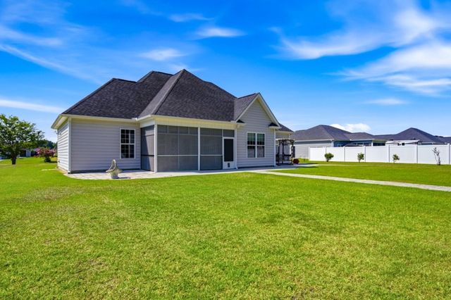 224 Vineyard Lake Circle, Conway, SC 29527