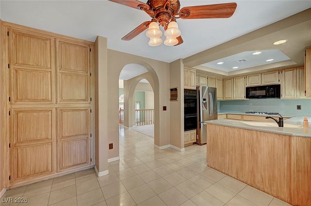 9433 Angelfish Drive, Las Vegas, NV 89117