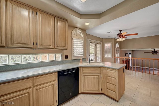 9433 Angelfish Drive, Las Vegas, NV 89117