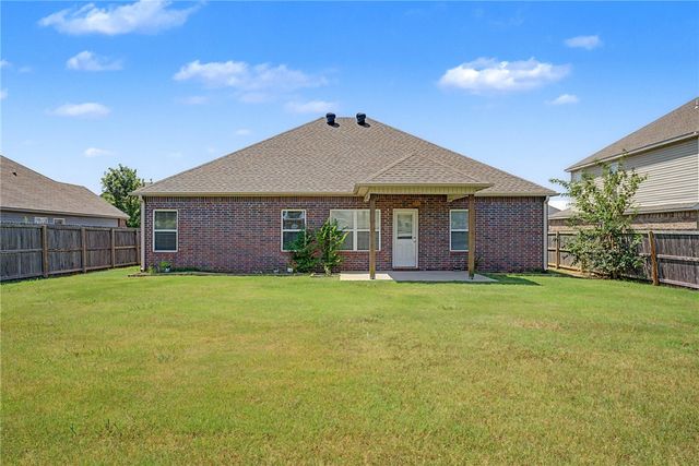 2703 Whispering Woods Court, Lowell, AR 72745