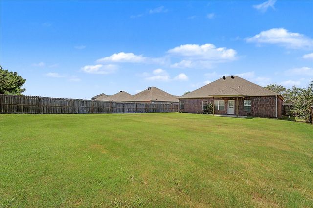 2703 Whispering Woods Court, Lowell, AR 72745