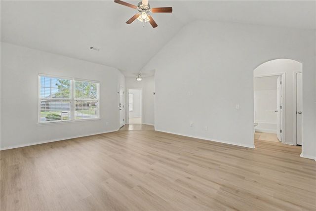 2703 Whispering Woods Court, Lowell, AR 72745