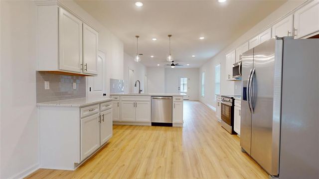 1003 Pecan Harvest Drive, Beasley, TX 77417
