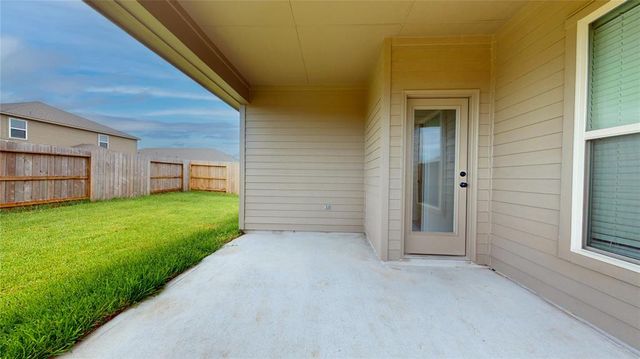 1003 Pecan Harvest Drive, Beasley, TX 77417