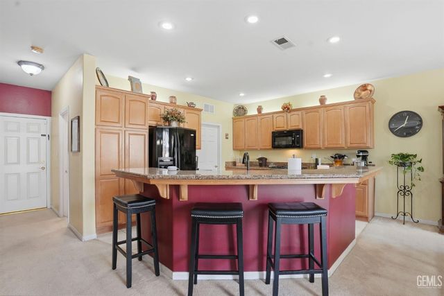 12812 Yankton Court, Bakersfield, CA 93312