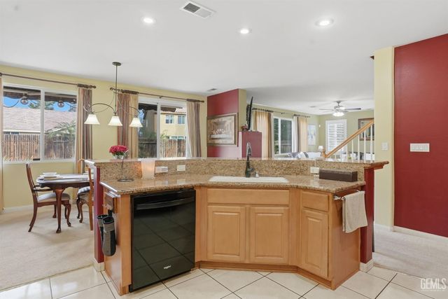 12812 Yankton Court, Bakersfield, CA 93312