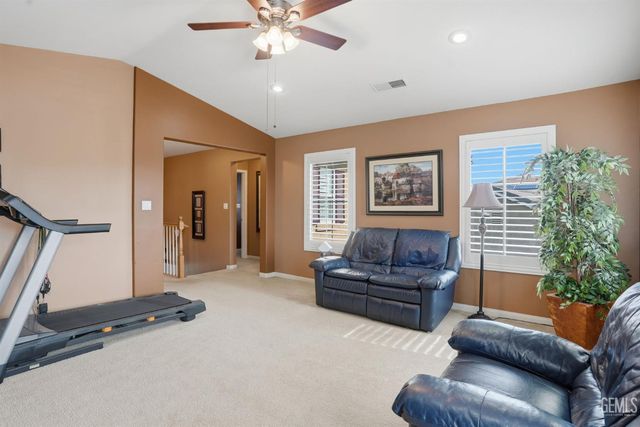 12812 Yankton Court, Bakersfield, CA 93312