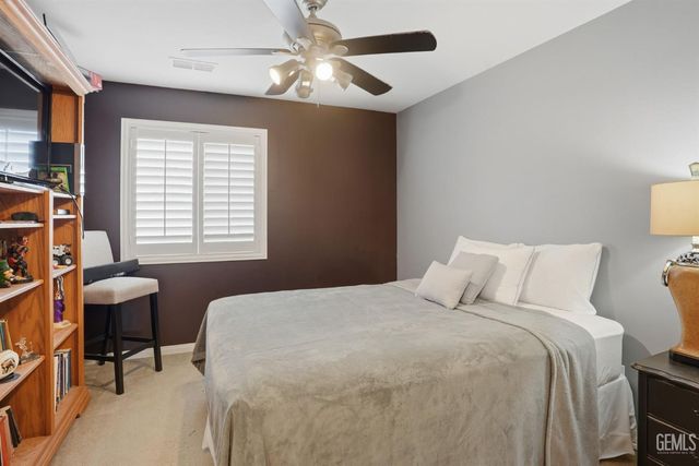 12812 Yankton Court, Bakersfield, CA 93312