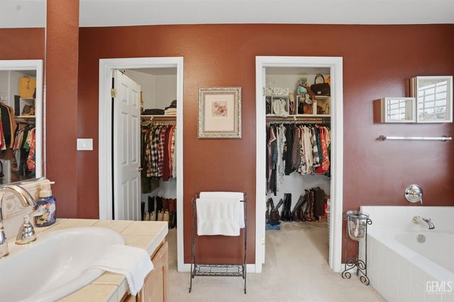 12812 Yankton Court, Bakersfield, CA 93312