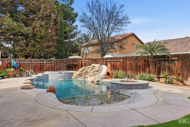 12812 Yankton Court, Bakersfield, CA 93312