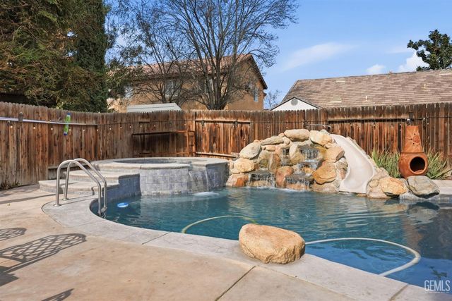 12812 Yankton Court, Bakersfield, CA 93312