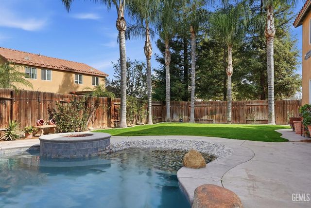 12812 Yankton Court, Bakersfield, CA 93312