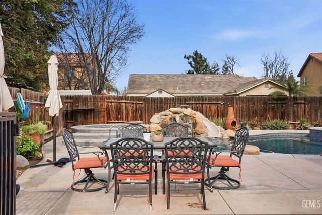 12812 Yankton Court, Bakersfield, CA 93312