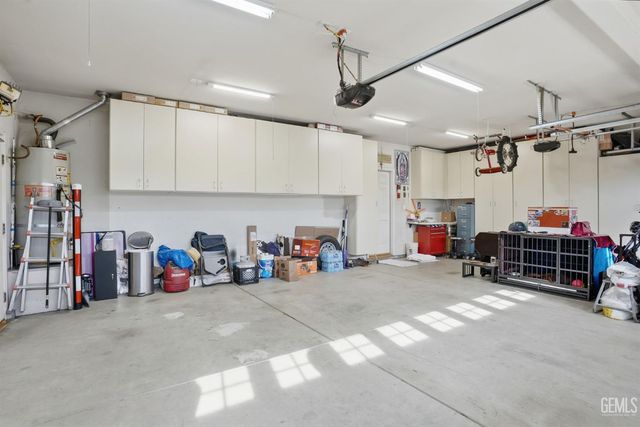 12812 Yankton Court, Bakersfield, CA 93312