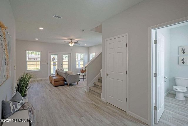 4569 CAPE ELIZABETH Court E, Jacksonville, FL 32277