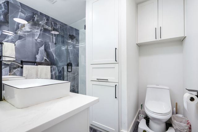 1831 Wintergreen Road, Carrollton, TX 75006