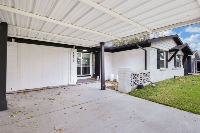 1831 Wintergreen Road, Carrollton, TX 75006