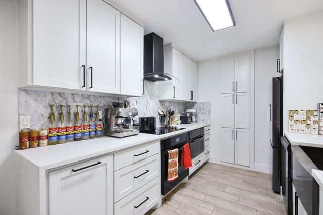 1831 Wintergreen Road, Carrollton, TX 75006