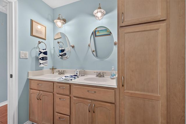 12808 Camino Famoso Road, Galveston, TX 77554