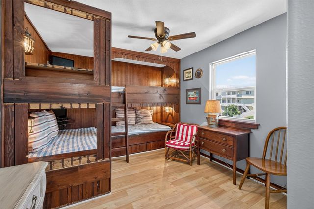 12808 Camino Famoso Road, Galveston, TX 77554