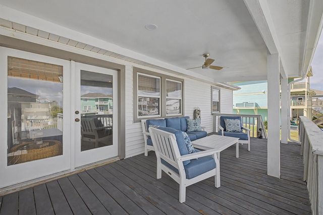 12808 Camino Famoso Road, Galveston, TX 77554
