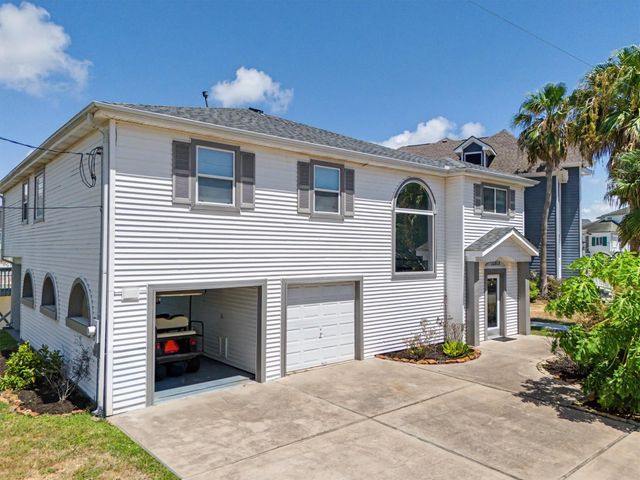 12808 Camino Famoso Road, Galveston, TX 77554