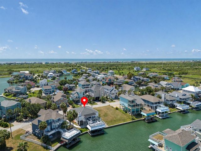12808 Camino Famoso Road, Galveston, TX 77554