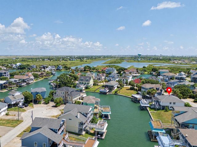 12808 Camino Famoso Road, Galveston, TX 77554
