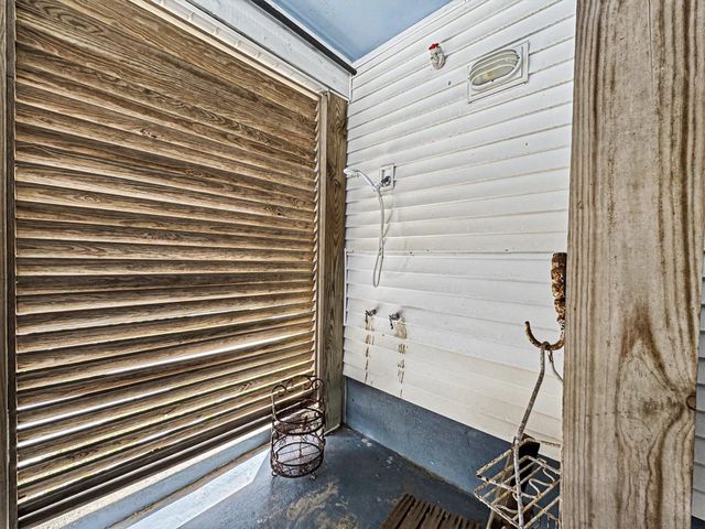 12808 Camino Famoso Road, Galveston, TX 77554