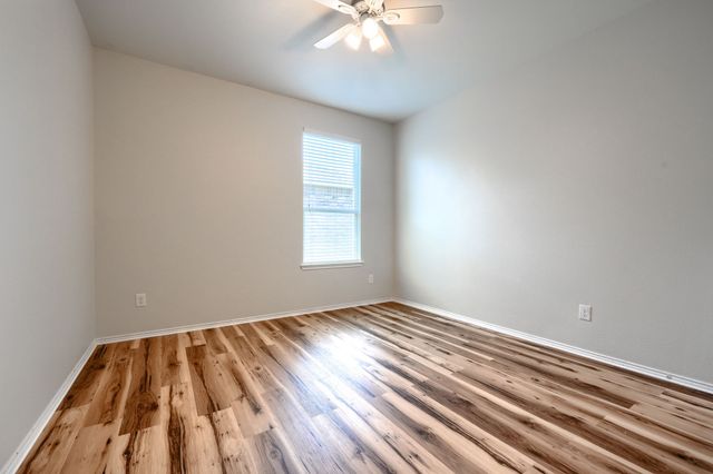 10233 Pyrite Drive, Fort Worth, TX 76131