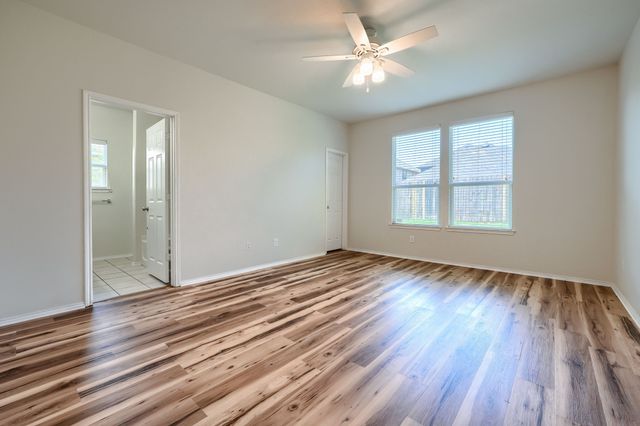 10233 Pyrite Drive, Fort Worth, TX 76131