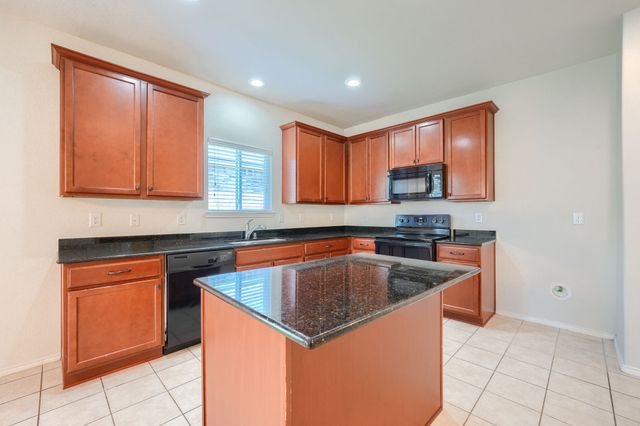 10233 Pyrite Drive, Fort Worth, TX 76131