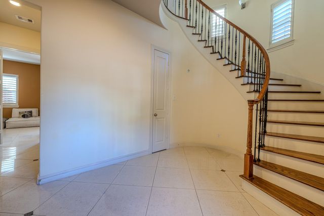 10929 Upland Park, Houston, TX 77043