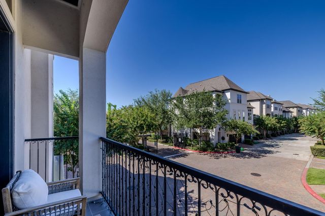 10929 Upland Park, Houston, TX 77043