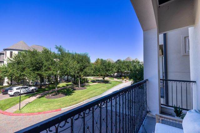 10929 Upland Park, Houston, TX 77043