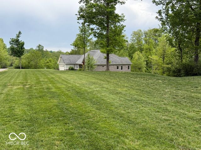 5071 Tomahawk Trail, Martinsville, IN 46151