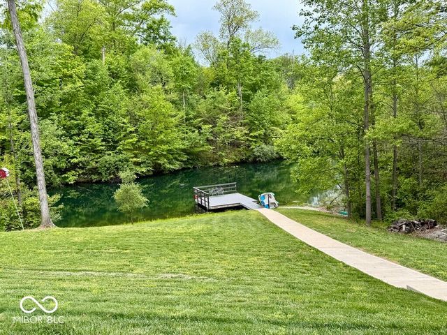 5071 Tomahawk Trail, Martinsville, IN 46151