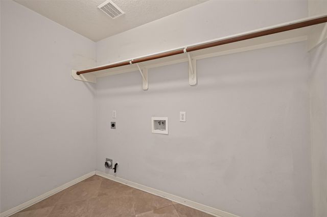 12135 English Brook Circle, Humble, TX 77346