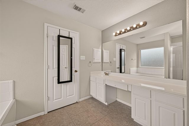 12135 English Brook Circle, Humble, TX 77346