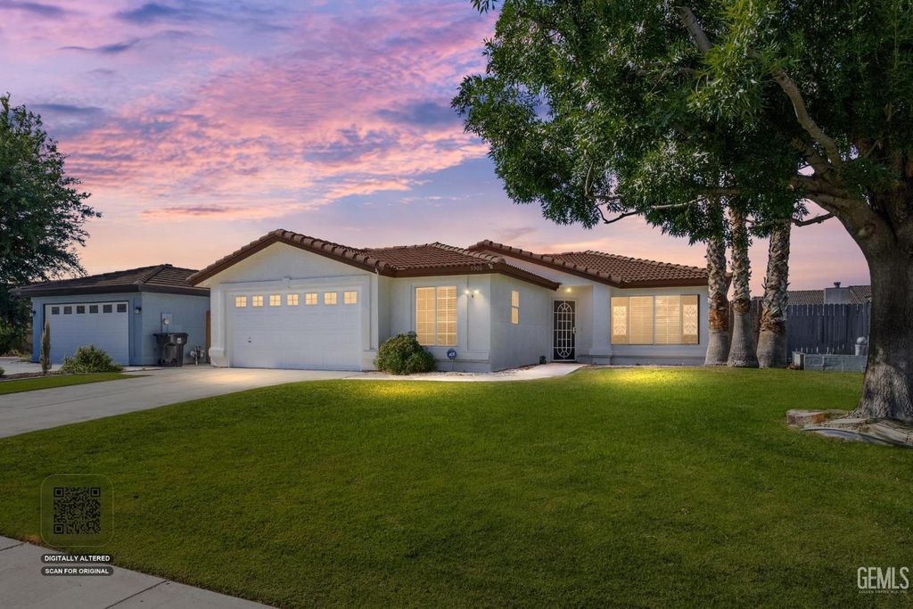 5906 Pine Trail Drive, Bakersfield, CA 93313