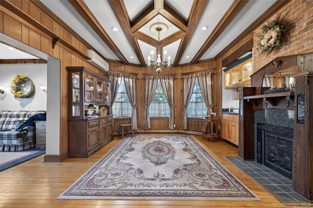 104 Windsor Avenue, Rockville Centre, NY 11570