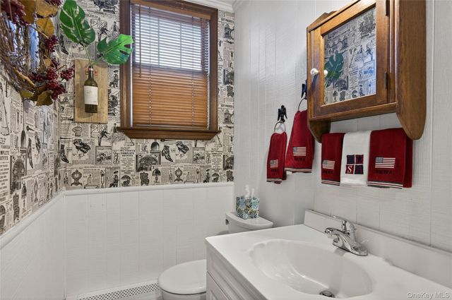 104 Windsor Avenue, Rockville Centre, NY 11570