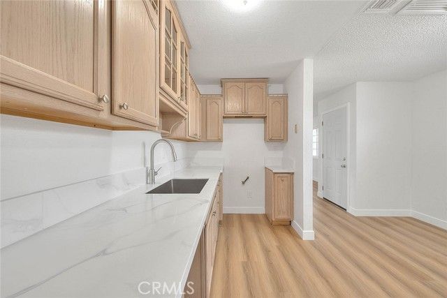 22133 Thunderbird, Apple Valley, CA 92307