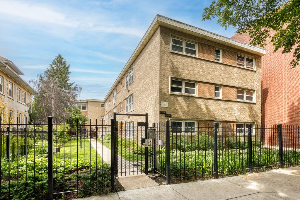 1536 W Pratt Boulevard 3D, Chicago, IL 60626 — exterior