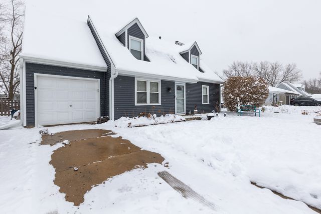 873 Shady Lane, Aurora, IL 60506