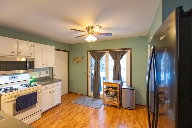 873 Shady Lane, Aurora, IL 60506